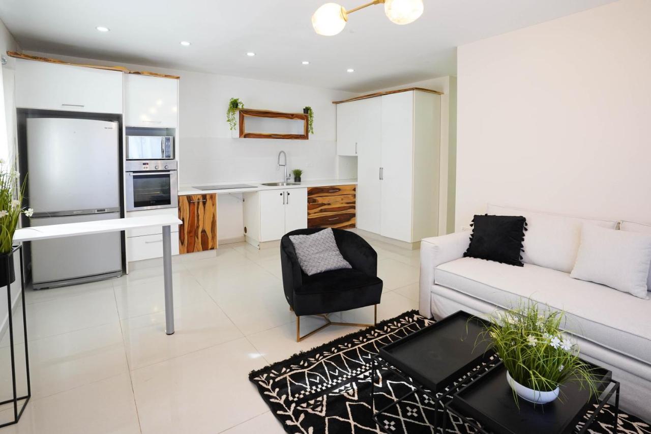 Yalarent Enorma Complex With Shared Heated Pool Eilat Exterior foto
