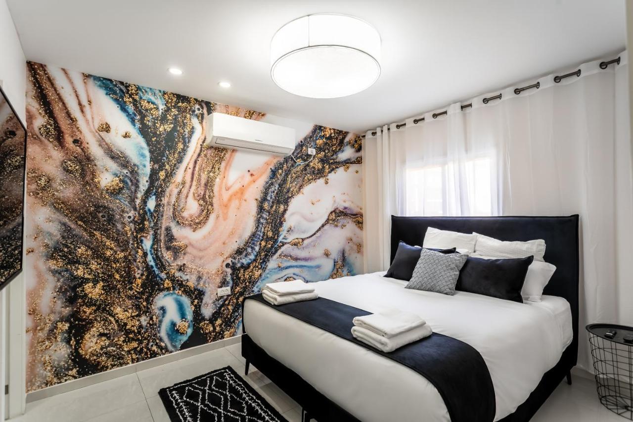 Yalarent Enorma Complex With Shared Heated Pool Eilat Exterior foto