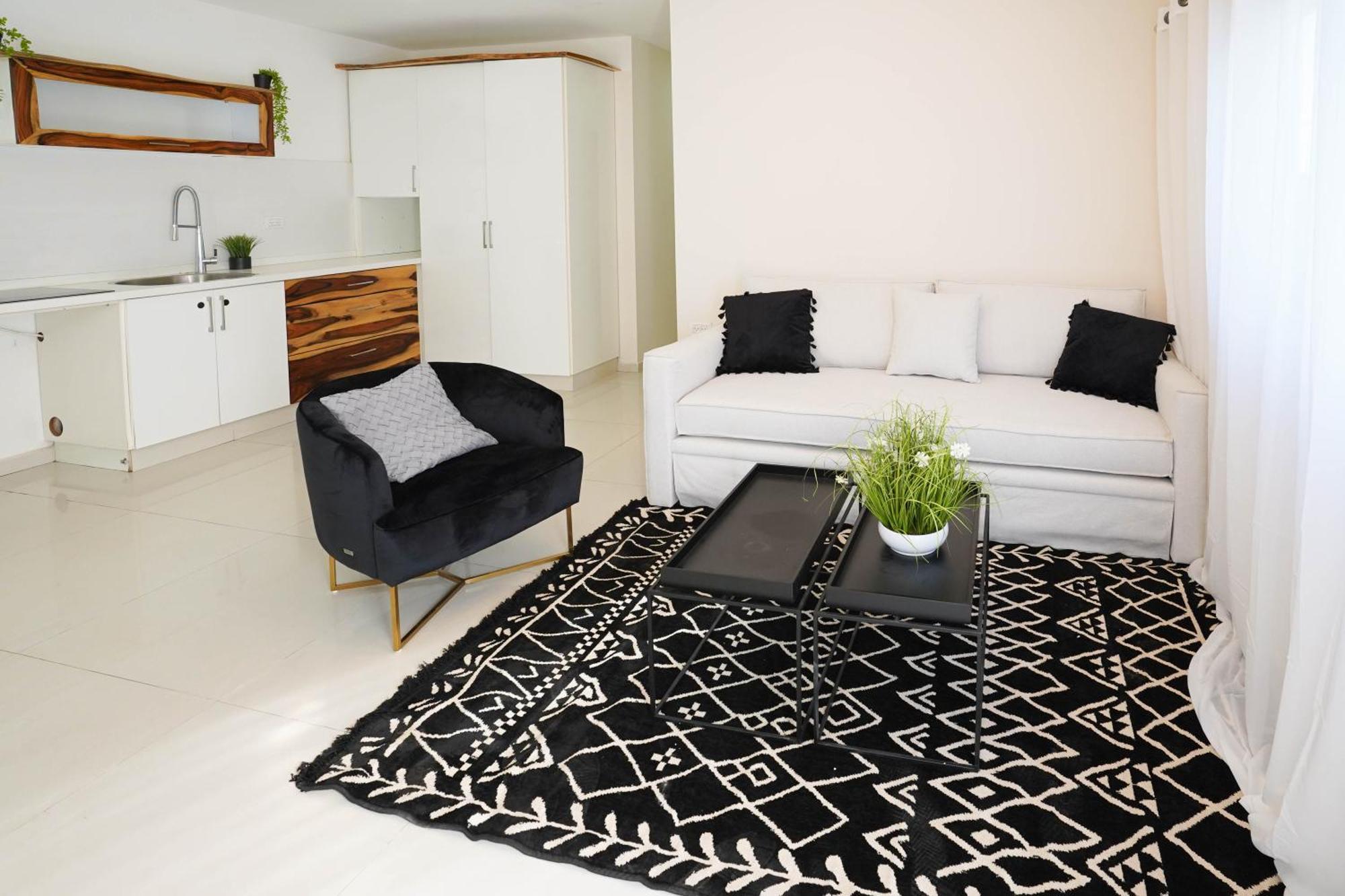 Yalarent Enorma Complex With Shared Heated Pool Eilat Exterior foto