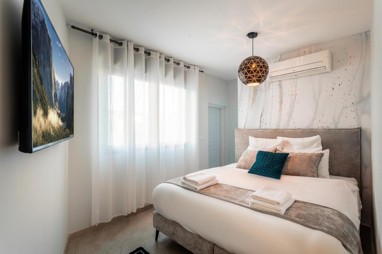 Yalarent Enorma Complex With Shared Heated Pool Eilat Exterior foto
