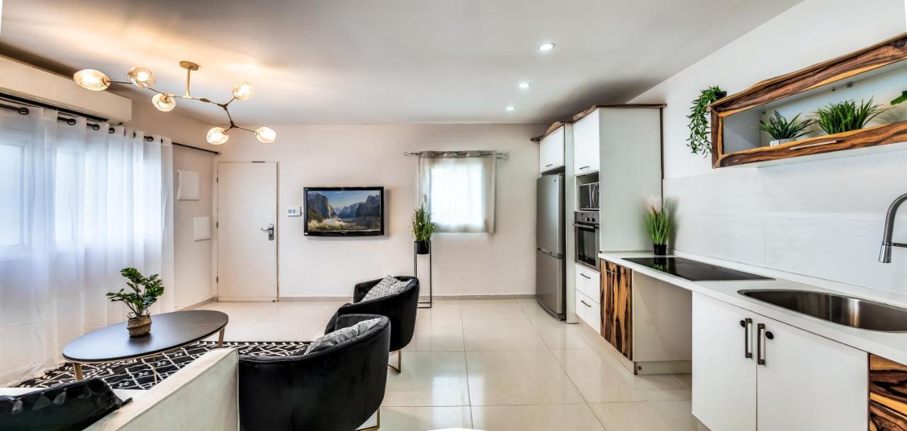 Yalarent Enorma Complex With Shared Heated Pool Eilat Exterior foto