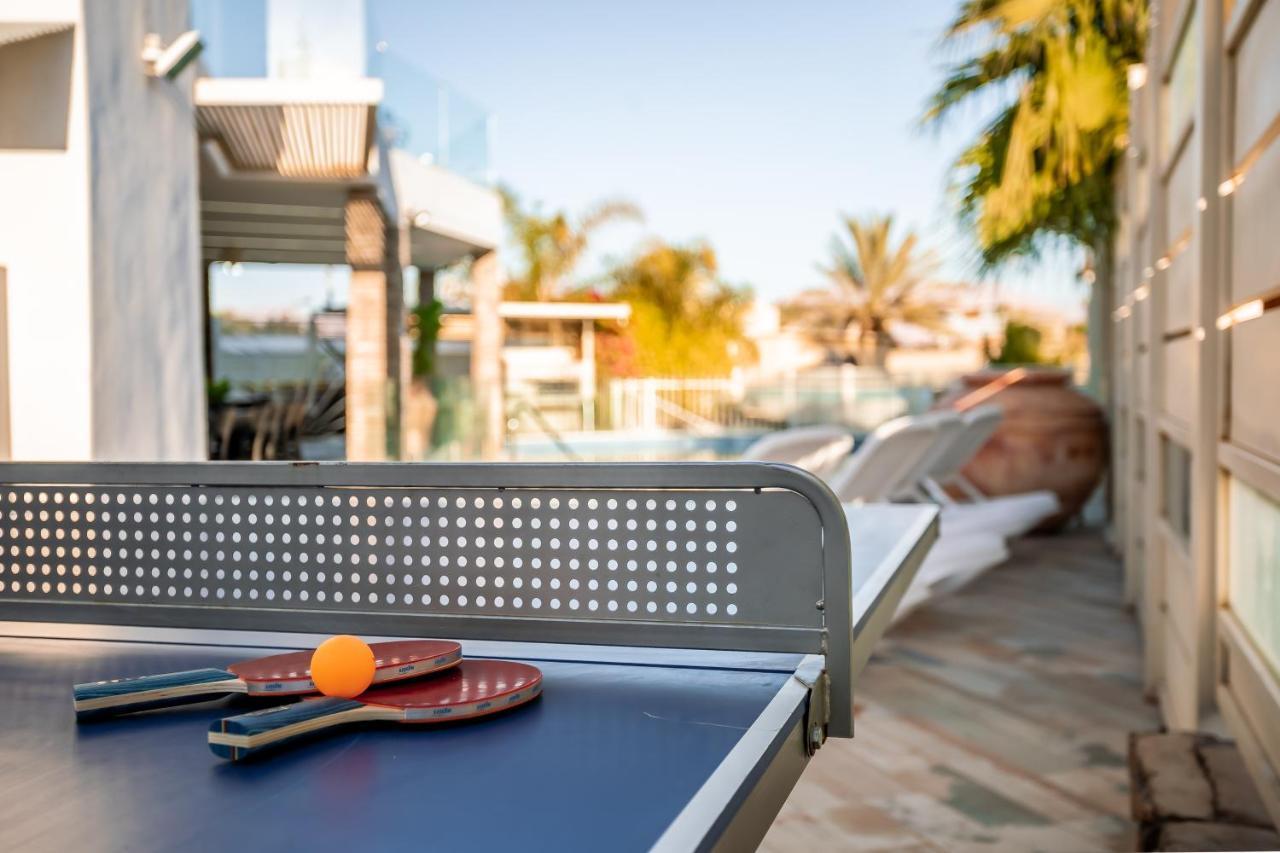 Yalarent Enorma Complex With Shared Heated Pool Eilat Exterior foto