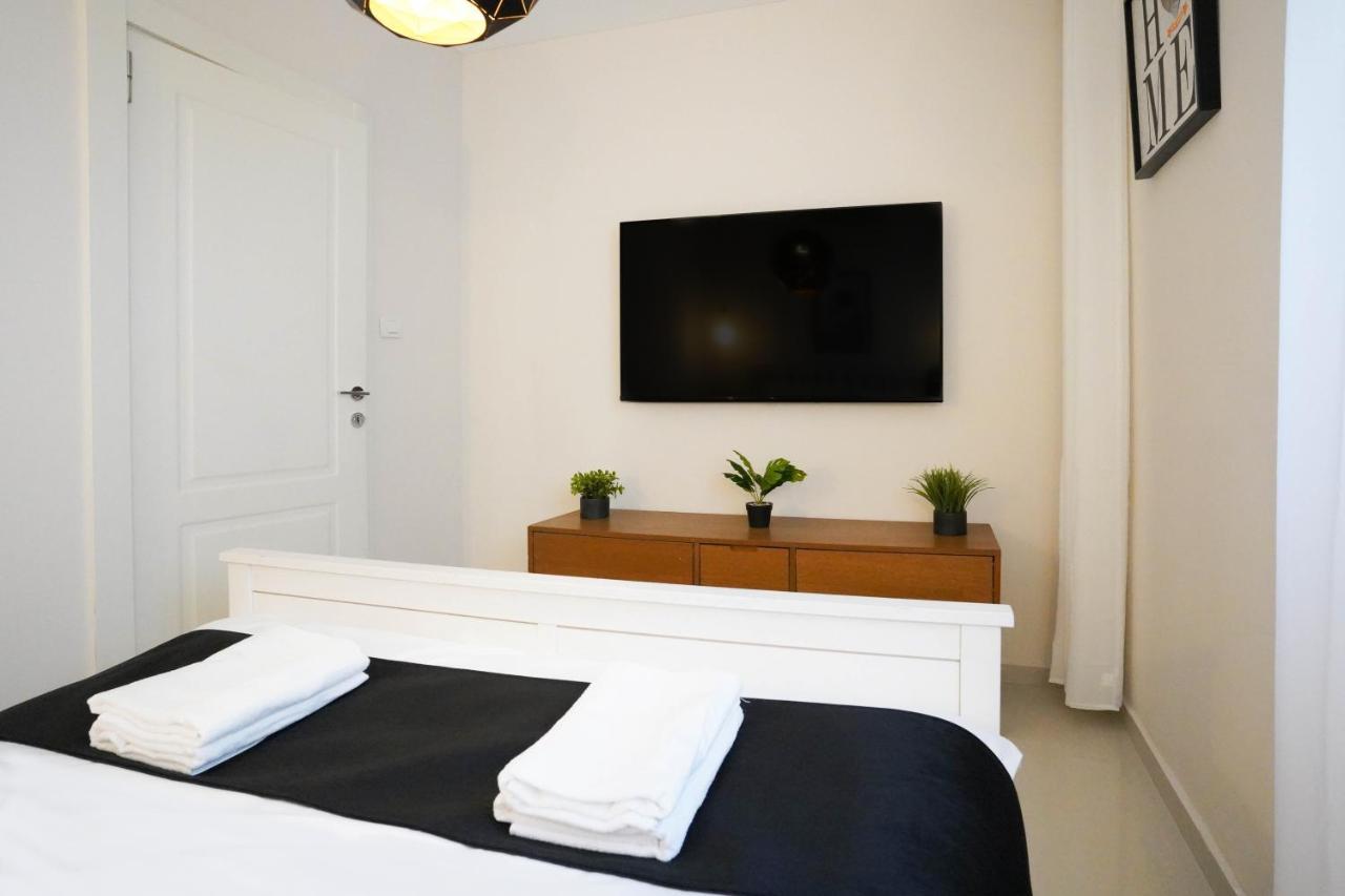 Yalarent Enorma Complex With Shared Heated Pool Eilat Exterior foto