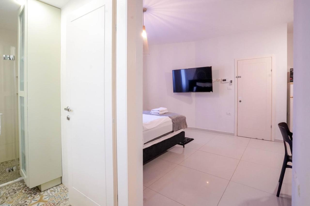 Yalarent Enorma Complex With Shared Heated Pool Eilat Exterior foto