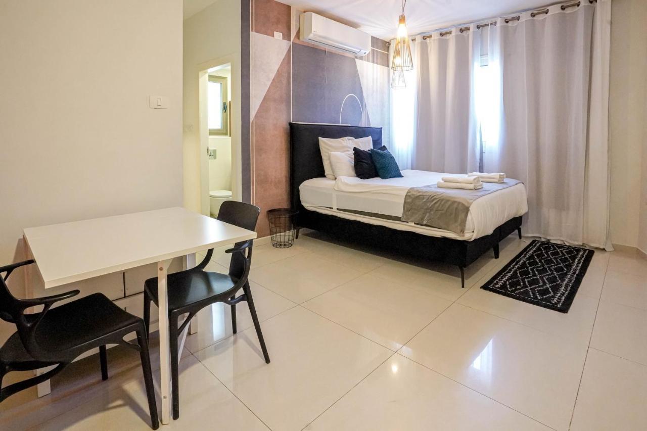 Yalarent Enorma Complex With Shared Heated Pool Eilat Exterior foto