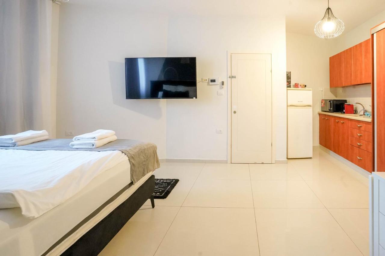 Yalarent Enorma Complex With Shared Heated Pool Eilat Exterior foto